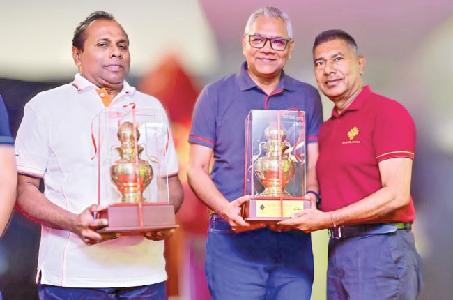 NDB Bank joins KCC for ‘Revive Sri Lanka/Rising Stronger’ initiative