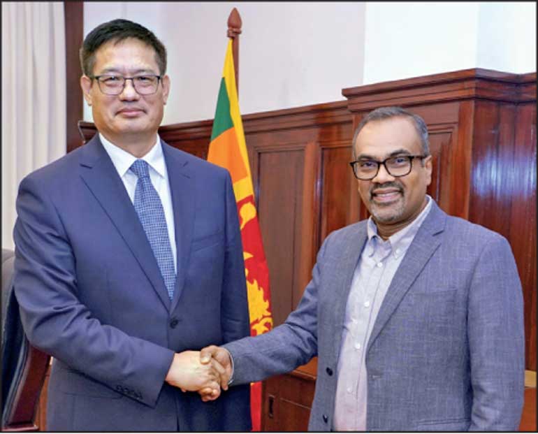 Sri Lanka, China discuss expanding economic cooperation